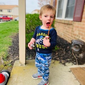 Meet your Posher, Logan